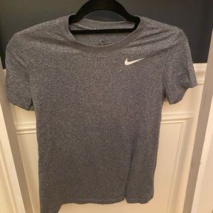 Women’s Nike performance t -